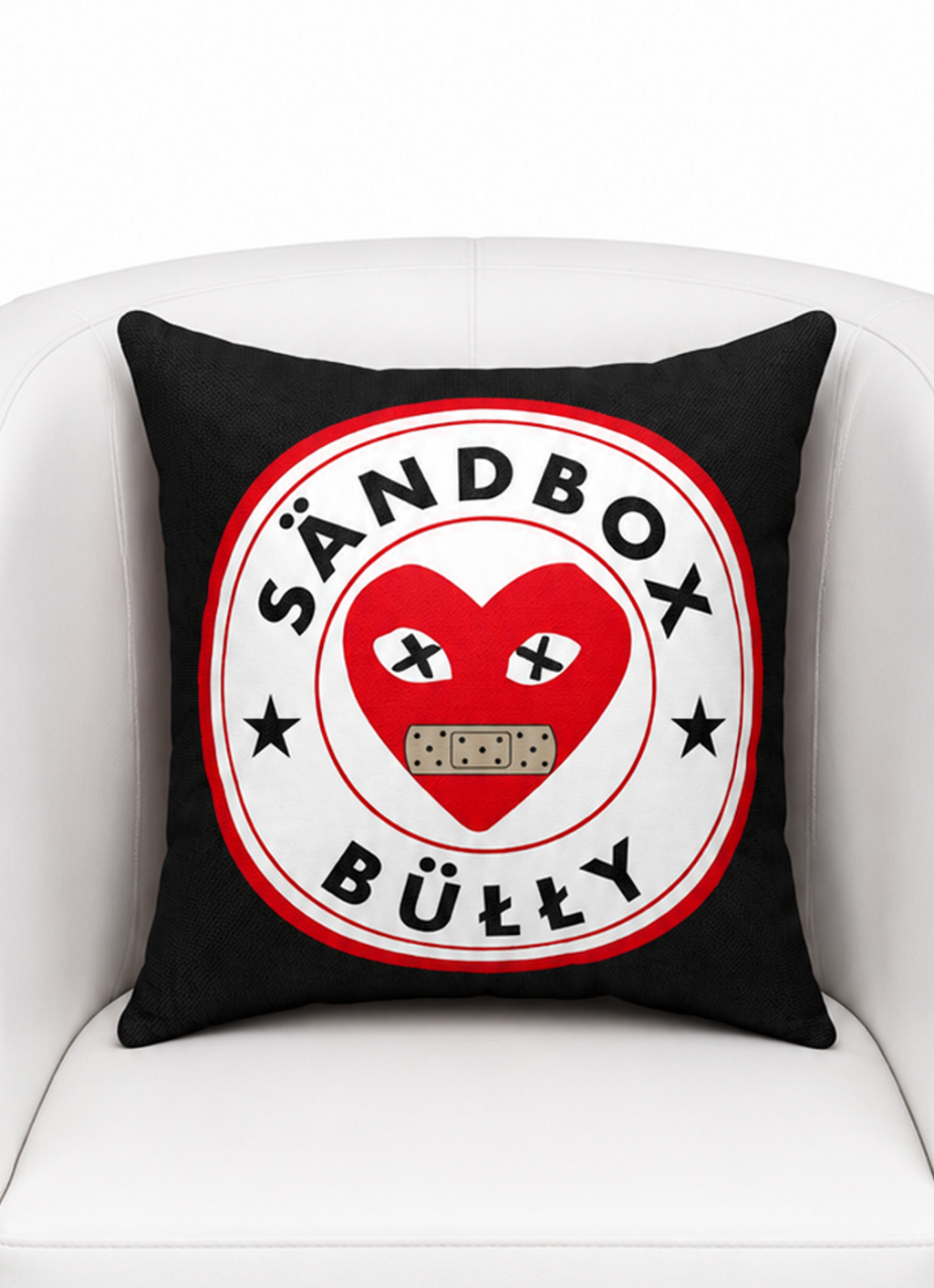 “SÄNDBOX BÜLLY – Heart Patch” Cushion (Black)